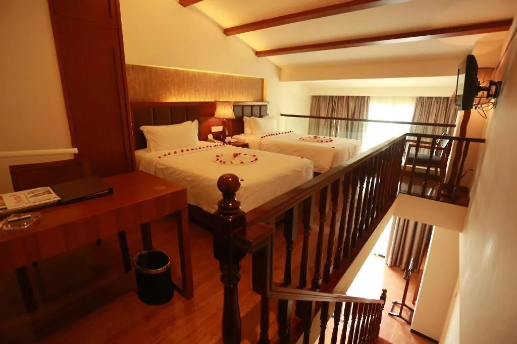Yi Yuan Xuan Yu Hotel Sanya 5*,