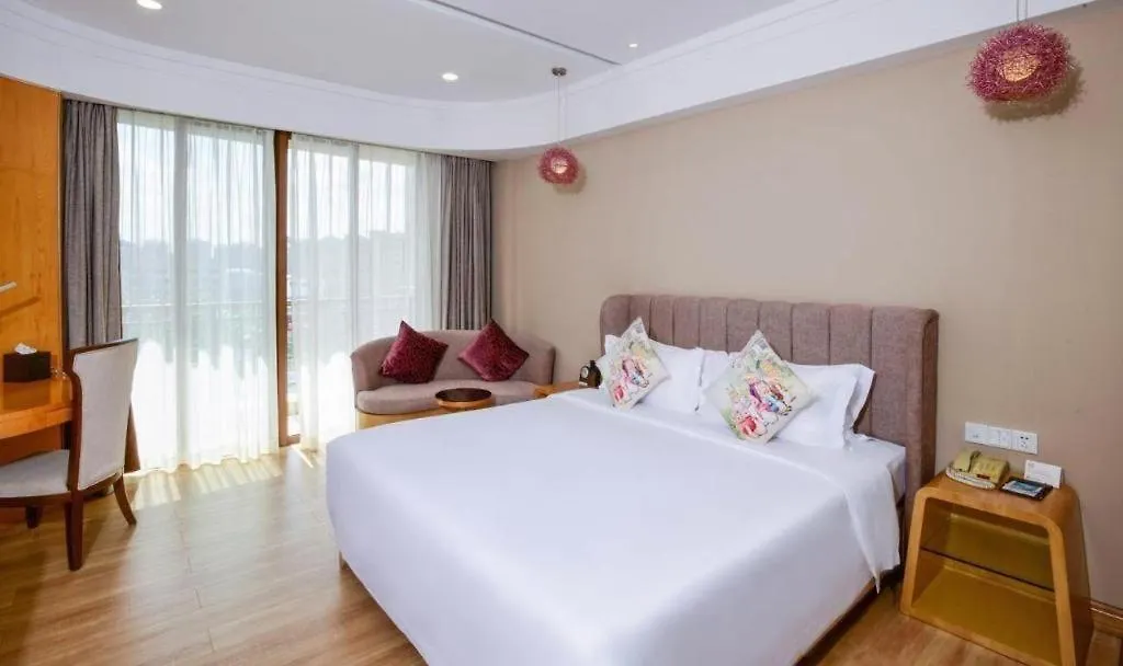 Yi Yuan Xuan Yu Hotel Sanya 5*,